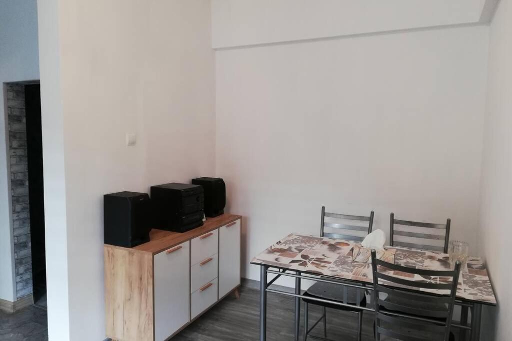 Ferienwohnung Opole Apartament Mieszkanie U Lukasza Exterior foto